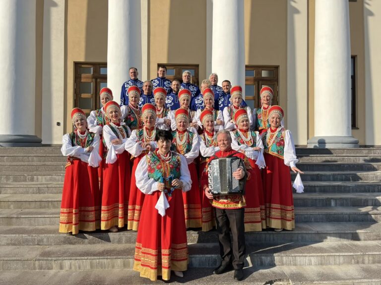Народный коллектив «Ансамбль русской песни «Подмосковный сувенир» (м. о. Чехов) снова подтвердил свой высокий уровень!
