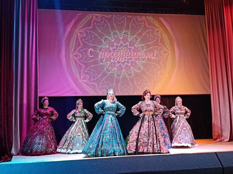 Праздничный концерт, посвященный Дню пожилого человека в ДК «Каскад» м.о. Чехов